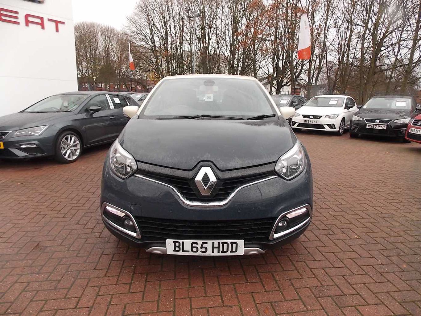 2015 Beige Renault Captur Crossover 0.9 TCe 90 Dynamique Nav ENERGY Stop/Start, Petrol, Manual
