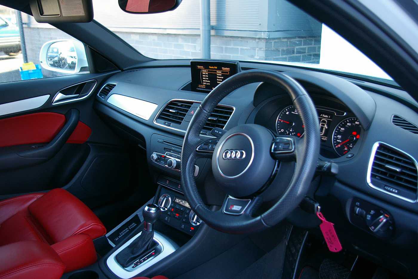 2013 White Audi Q3 2.0 TDI quattro, Diesel, Automatic