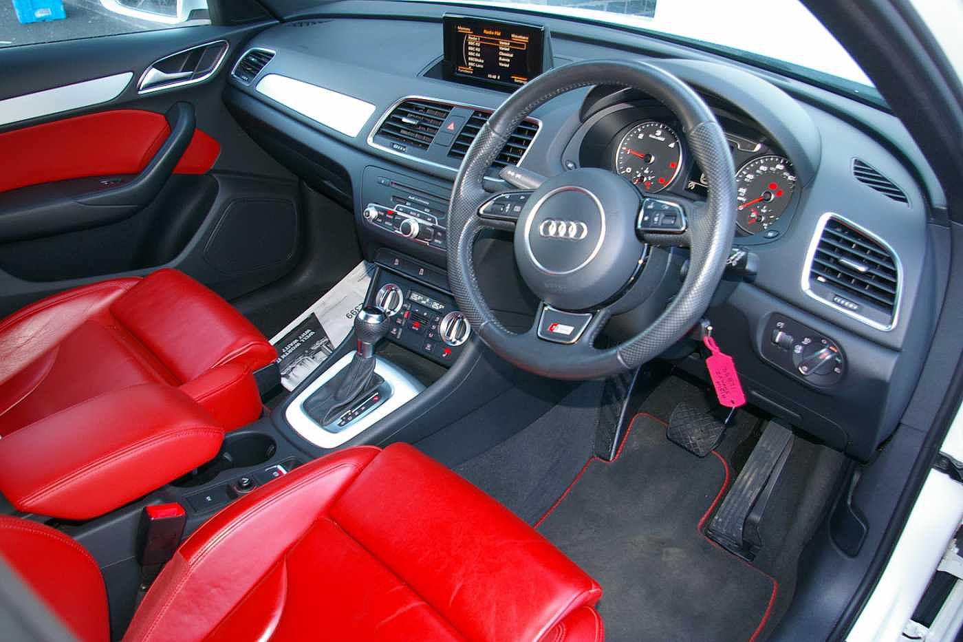 2013 White Audi Q3 2.0 TDI quattro, Diesel, Automatic
