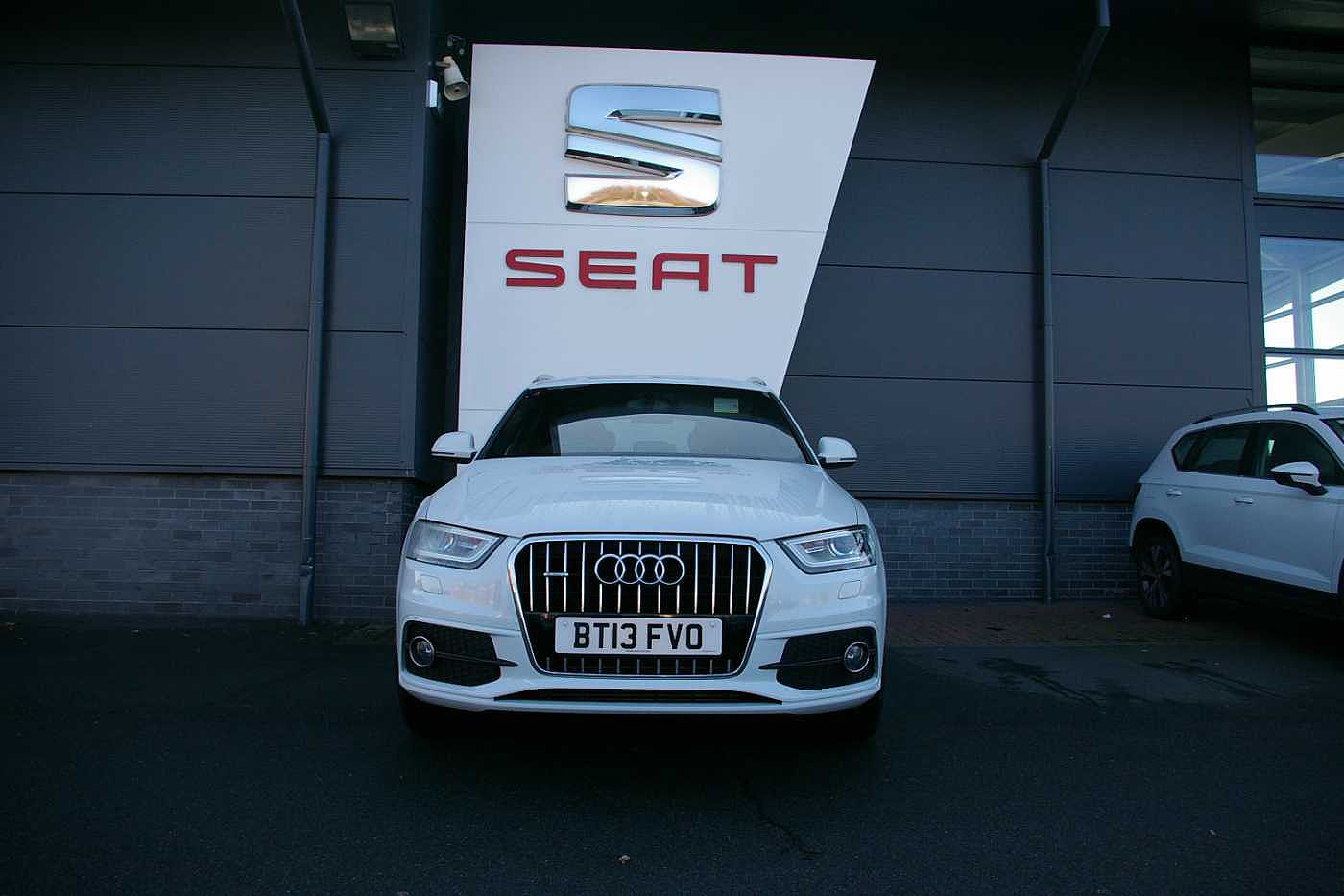 2013 White Audi Q3 2.0 TDI quattro, Diesel, Automatic