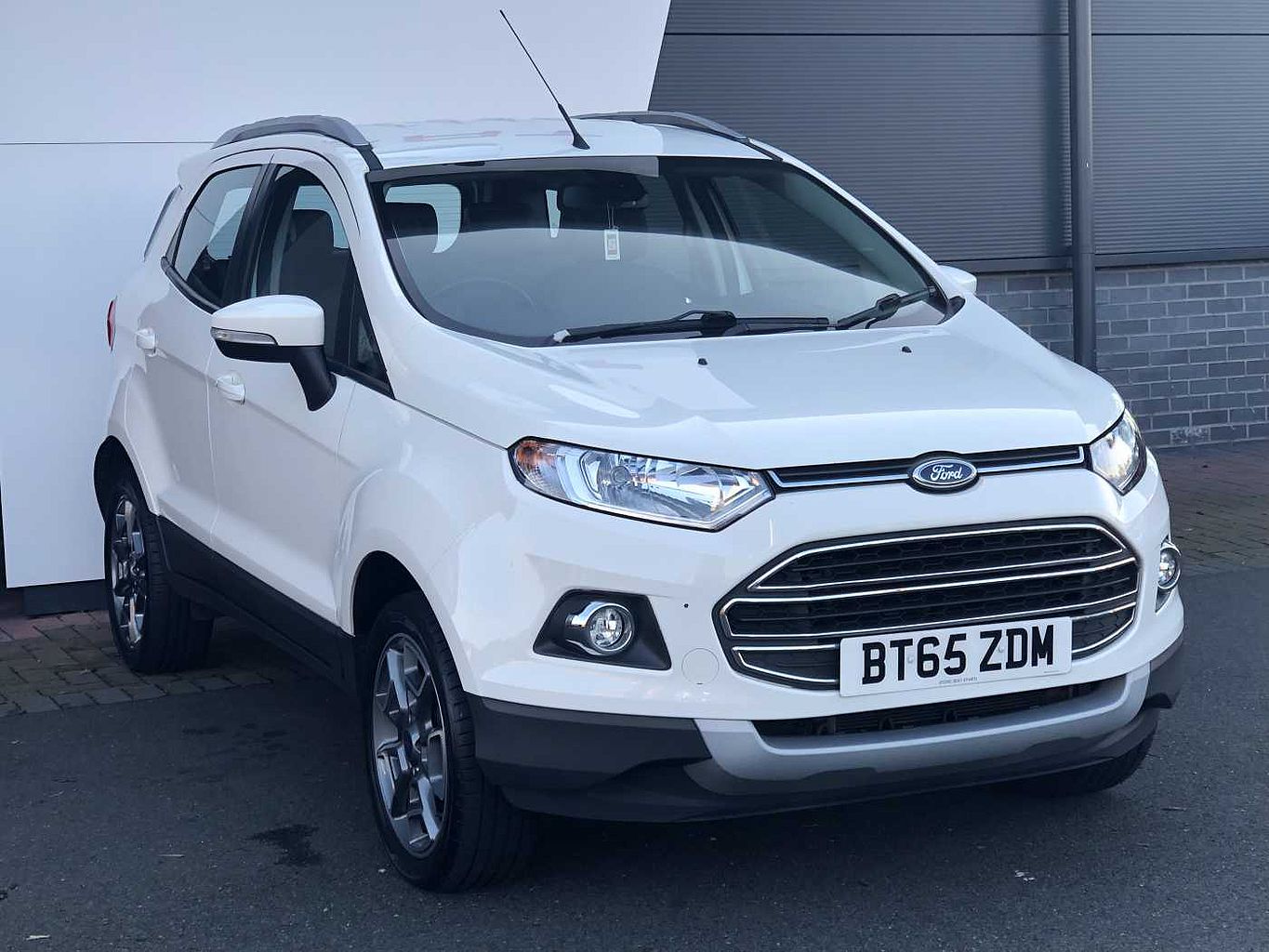 2016 White Ford EcoSport Hatchback 5-Door 1.0T, Petrol, Manual