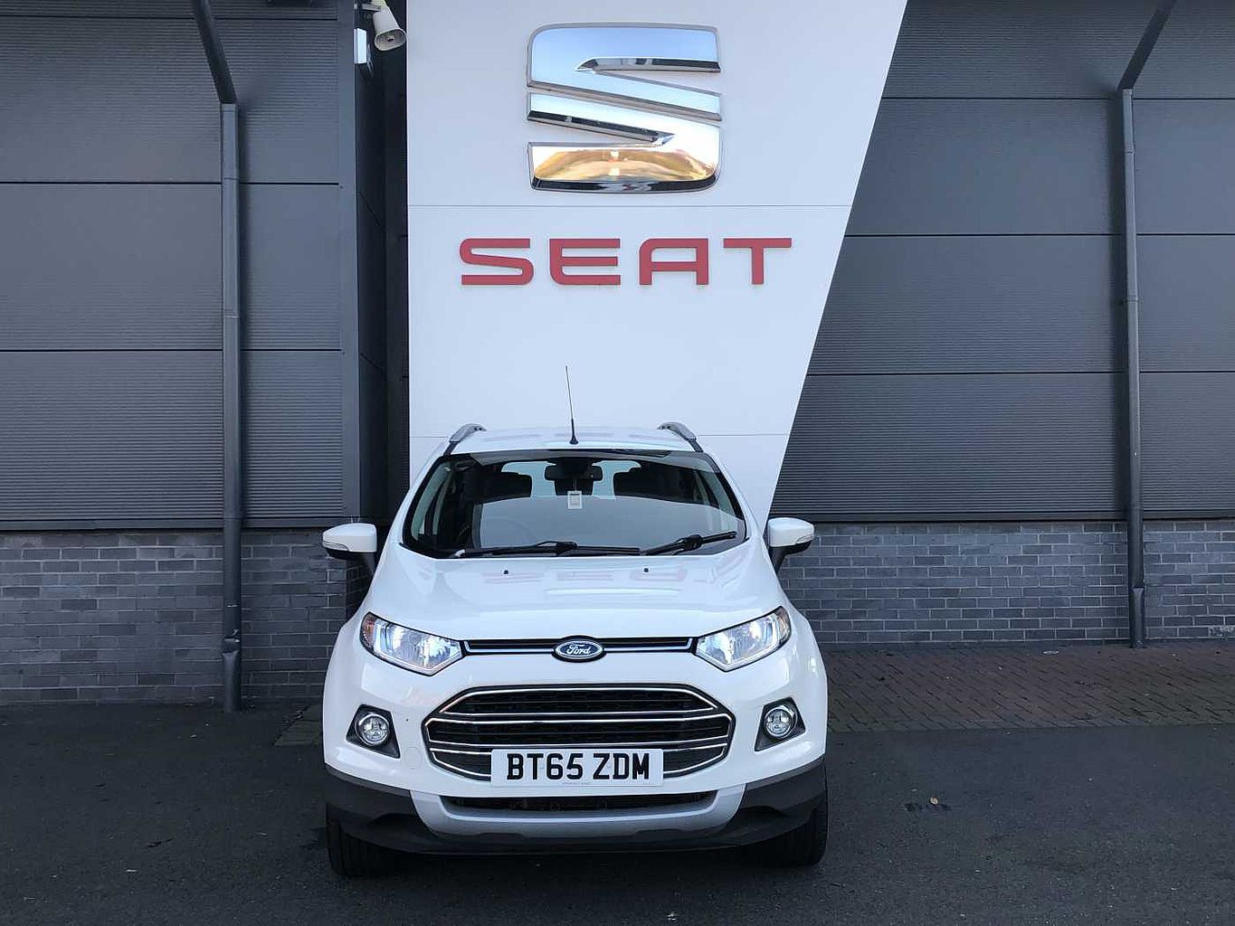 2016 White Ford EcoSport Hatchback 5-Door 1.0T, Petrol, Manual